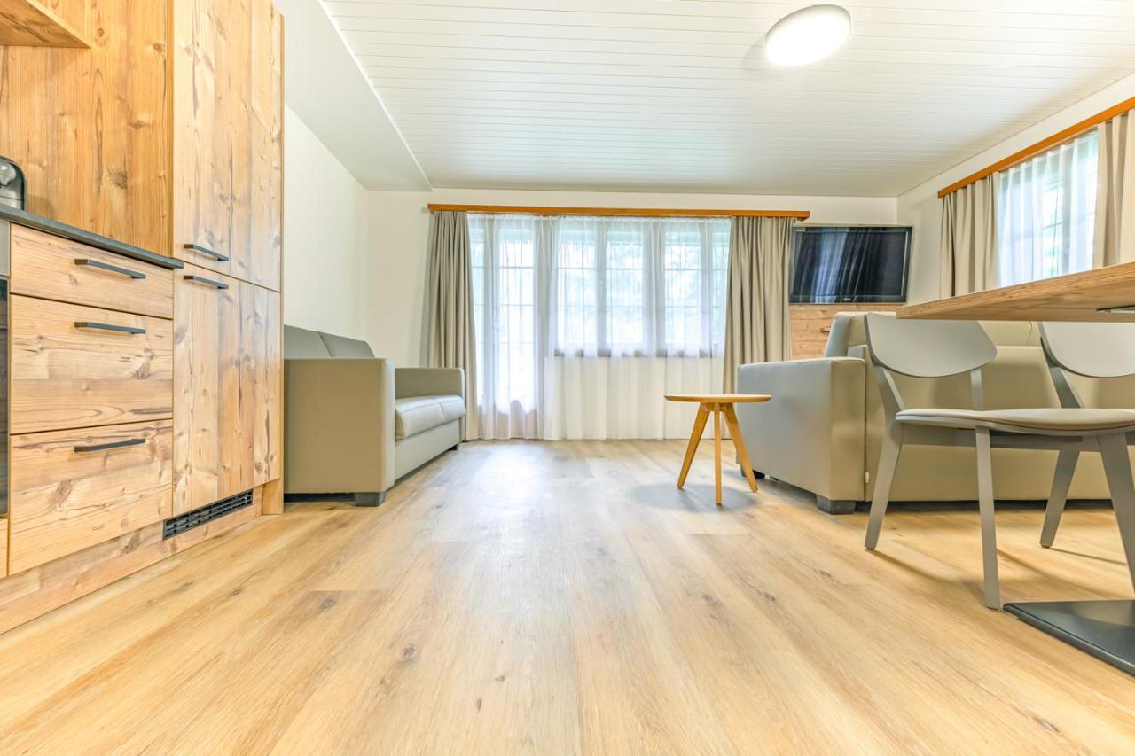 Kehr Apartment - Aare Jungfrau Ag Grindelwald Eksteriør billede